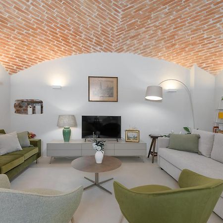 Exklusiv: Historisches Apartment Mit Deckengewoelbe München Ngoại thất bức ảnh
